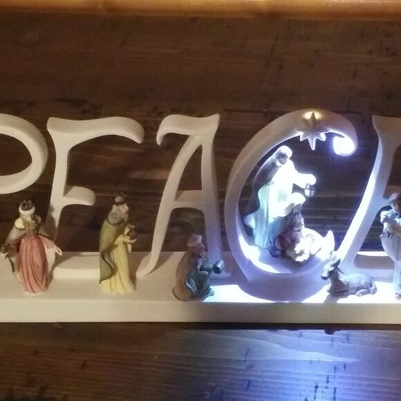 Nativity Free standing Peace - Picture 1 of 8